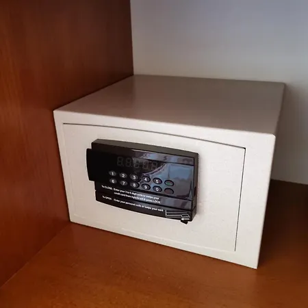 Mali Bambis Hotell 3*