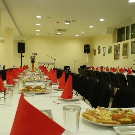 Hotel Mali Bambis 3*