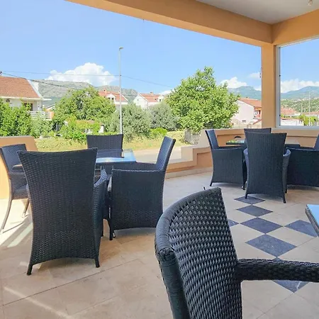 Hotel Mali Bambis