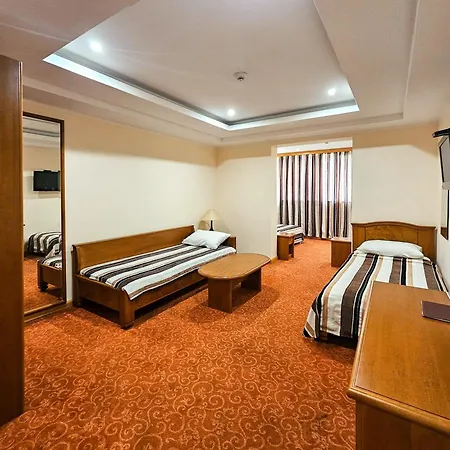 Mali Bambis 3* Подгорица