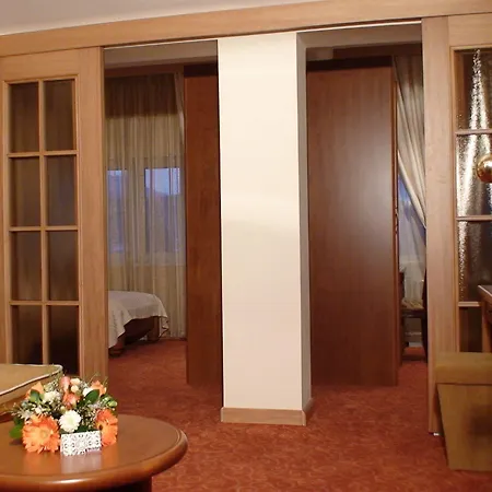 Bambis Hotel
